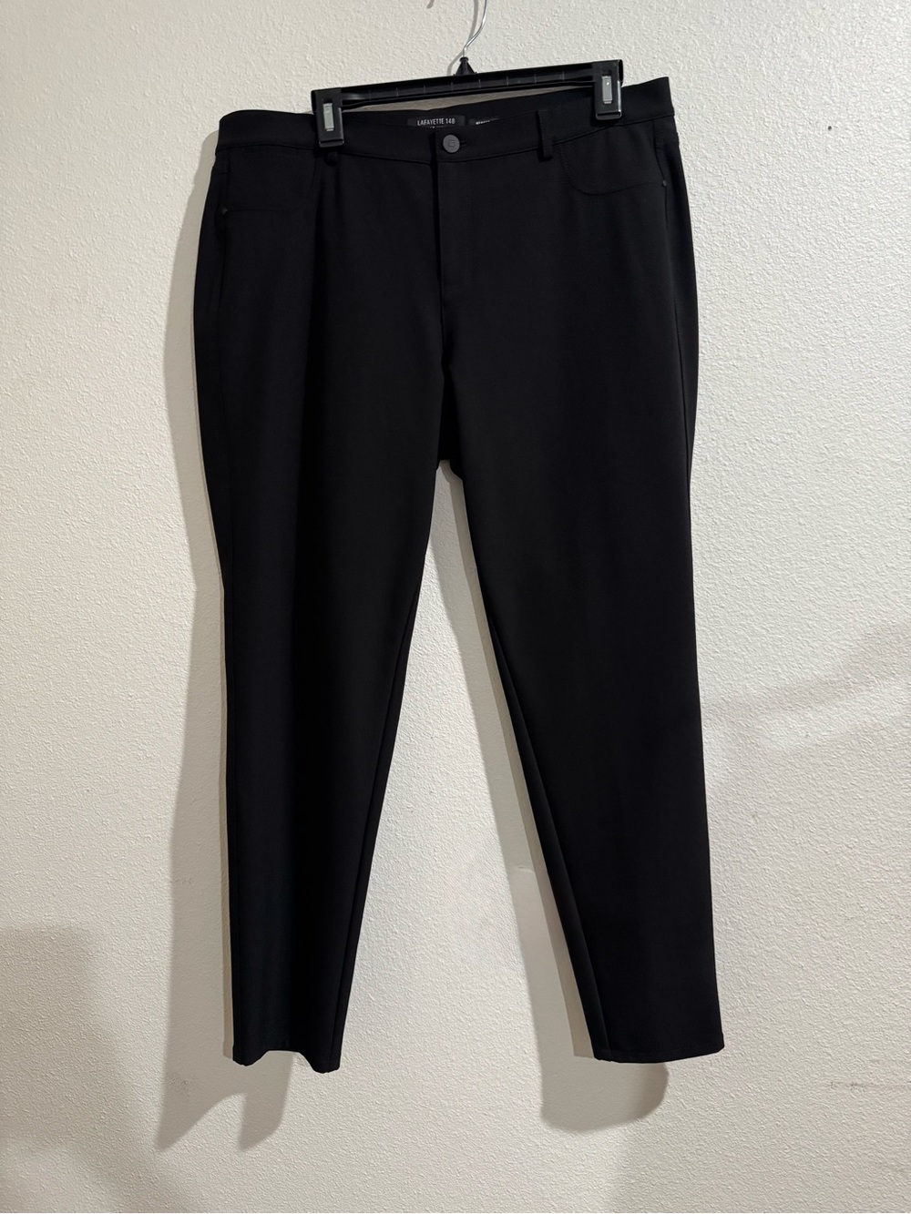 Lafayette 148 New York Black Tailored Women's Chinos